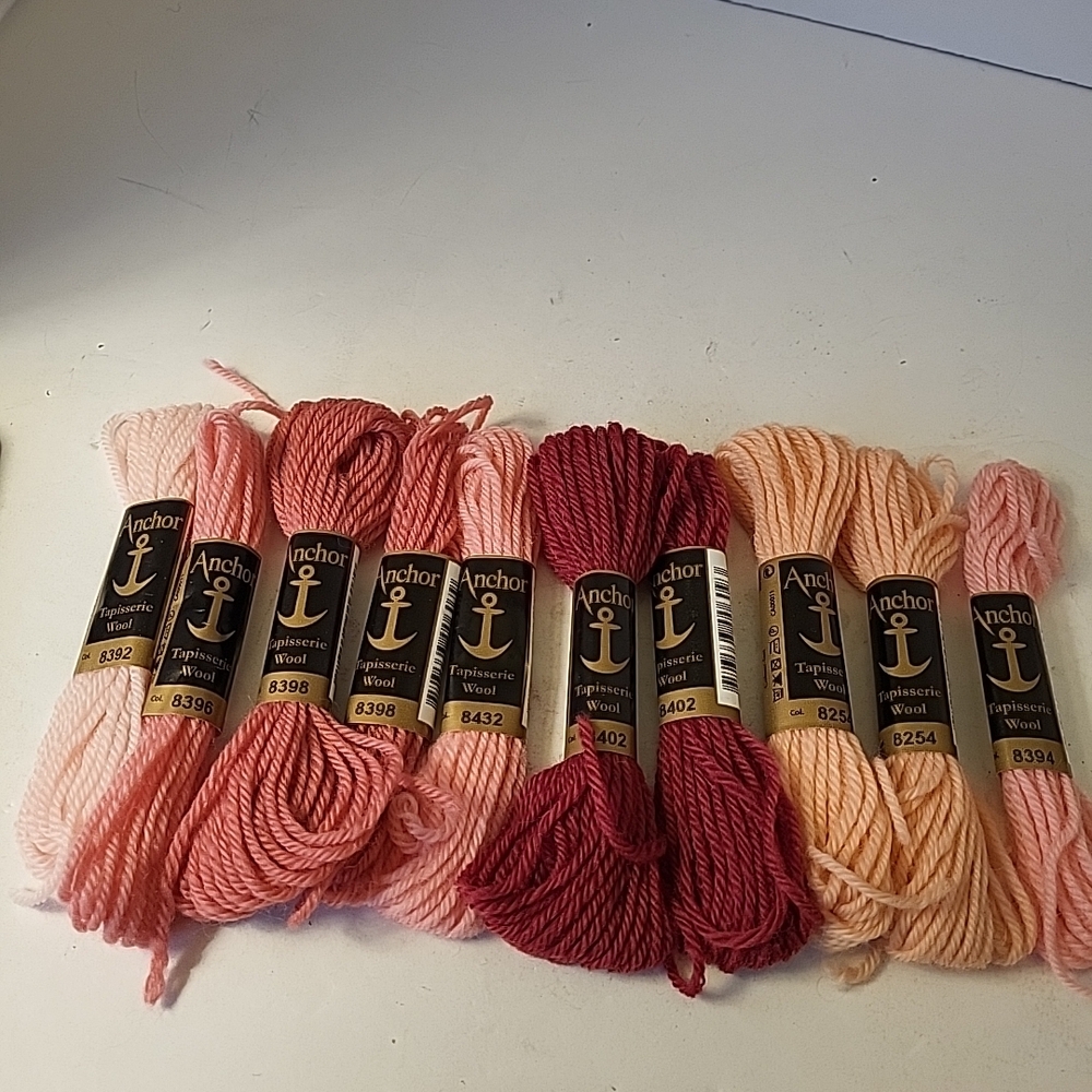 Anchor Tapisserie Wool Skeins in Peach and Rose Lot Of 9